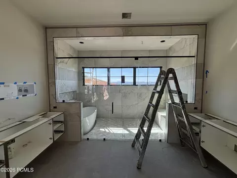 Bath - 11002 N Golden Eagle Rd, Hideout, UT 84036 photo 1 of 1