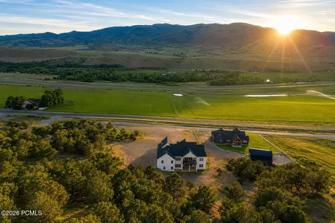 1559 S Dog Ear Dr, Wanship, UT 84017