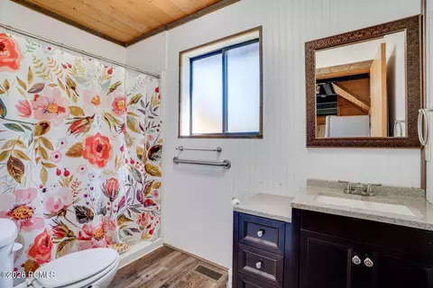 Bath - 4766 S Haven Estates Dr, Daniel, UT 84032 photo 1 of 1