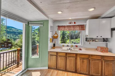 Kitchen - 6829 E Apache Way, Oakley, UT 84055 photo 2 of 3