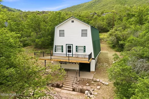1095 W Acorn Ln, Midway, UT 84049