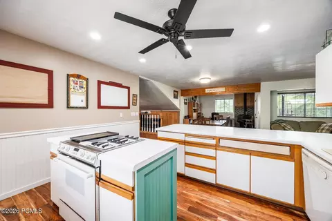 Kitchen - 4366 N Meadow Ln, Oakley, UT 84055 photo 2 of 2