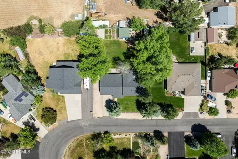 View/Area - 4366 N Meadow Ln, Oakley, UT 84055 photo 3 of 3