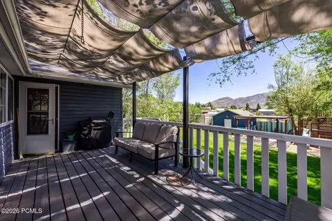 Exterior - 4366 N Meadow Ln, Oakley, UT 84055 photo 5 of 6