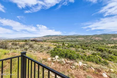 4405 Red Oak Dr, Woodland, UT 84036