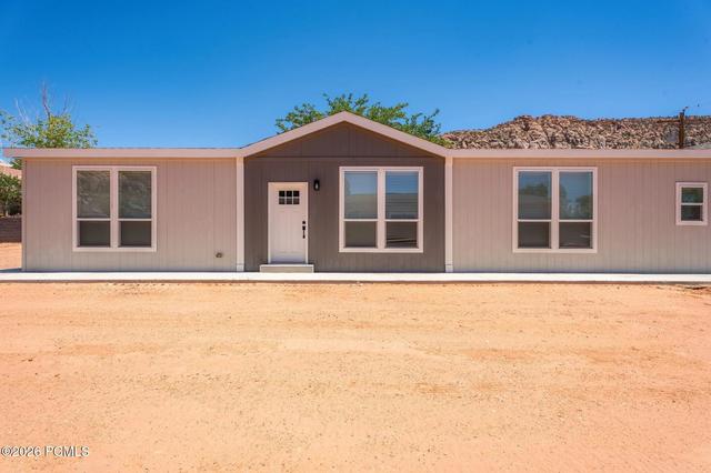 476 E Jessop Ave, Hildale, UT 84784