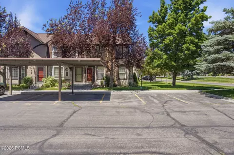 58 S Geneva Dr, Midway, UT 84049