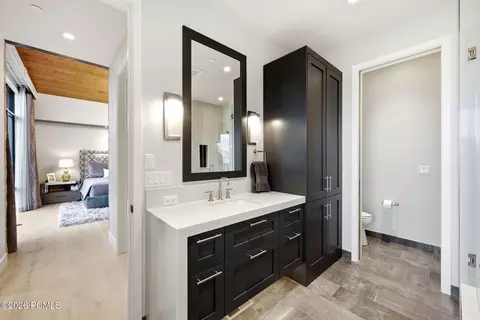 Bath - 4045 E Coopers Hawk Loop, Kamas, UT 84036 photo 2 of 6