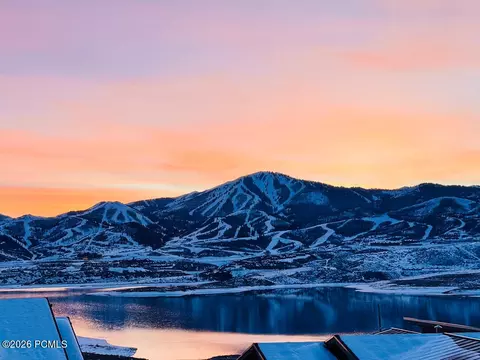 View/Area - 402 E Overlook Loop, Hideout, UT 84036 photo 6 of 9