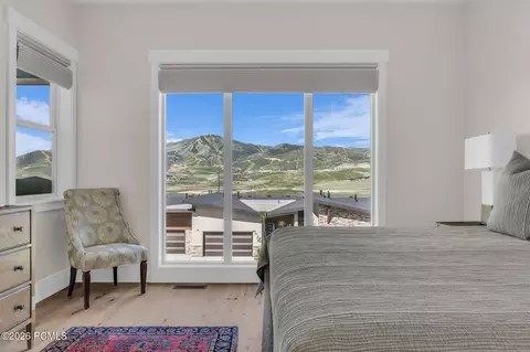 Bedroom - 11589 N Deepwater Dr, Hideout, UT 84036 photo 3 of 10