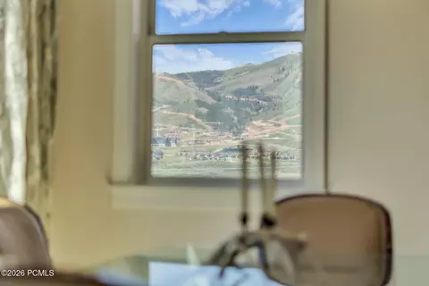 Dining - 11589 N Deepwater Dr, Hideout, UT 84036 photo 2 of 5