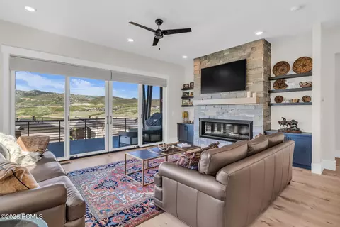 Living - 11589 N Deepwater Dr, Hideout, UT 84036 photo 3 of 6