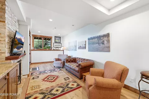 Living - 10845 N Hideout Cv, Hideout, UT 84036 photo 3 of 3