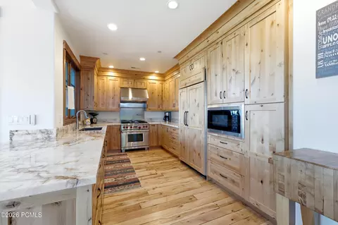 Kitchen - 10845 N Hideout Cv, Hideout, UT 84036 photo 1 of 3