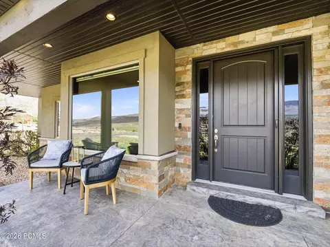 Exterior - 402 Shadow Hill Rd, Wanship, UT 84017 photo 4 of 28