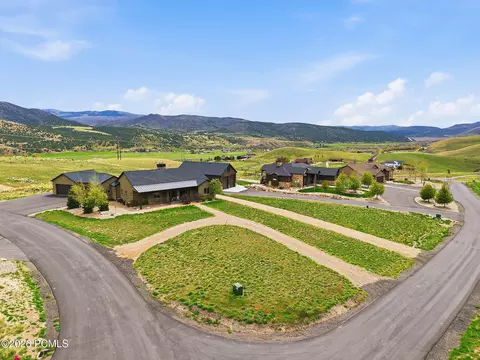 View/Area - 402 Shadow Hill Rd, Wanship, UT 84017 photo 3 of 12