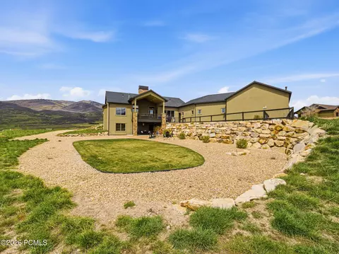 Exterior - 402 Shadow Hill Rd, Wanship, UT 84017 photo 8 of 28