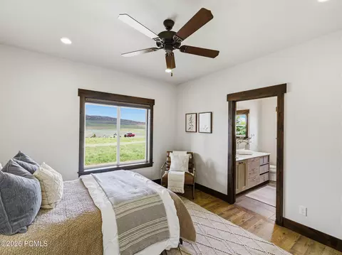 Bedroom - 402 Shadow Hill Rd, Wanship, UT 84017 photo 6 of 12