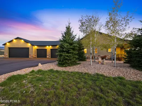 Exterior - 402 Shadow Hill Rd, Wanship, UT 84017 photo 5 of 28