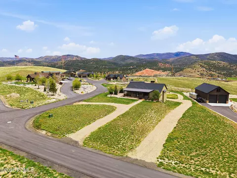 View/Area - 402 Shadow Hill Rd, Wanship, UT 84017 photo 4 of 12