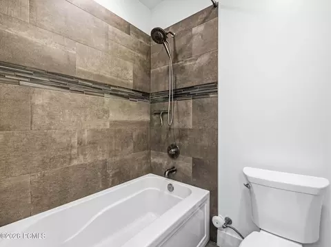 Bath - 402 Shadow Hill Rd, Wanship, UT 84017 photo 9 of 9