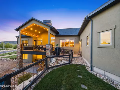 Exterior - 402 Shadow Hill Rd, Wanship, UT 84017 photo 11 of 28