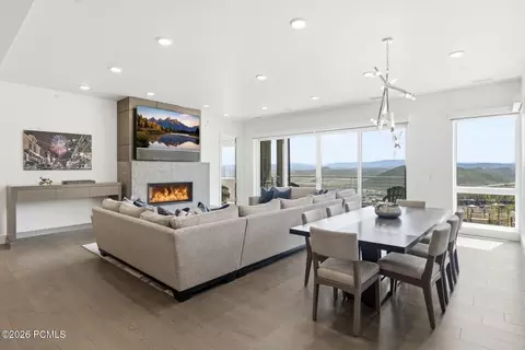 2752 High Mountain Rd #102, Park City, UT 84098