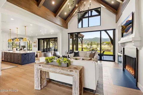 Living - 763 E Stone Barn Ln, Midway, UT 84049 photo 5 of 7