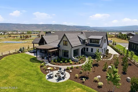 Exterior - 763 E Stone Barn Ln, Midway, UT 84049 photo 6 of 36