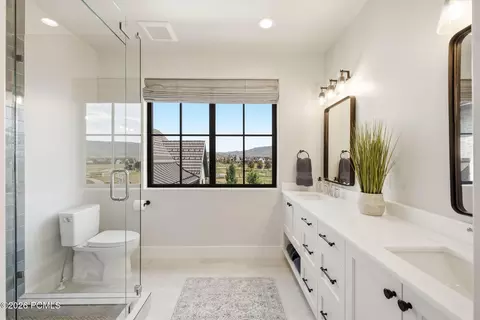 Bath - 763 E Stone Barn Ln, Midway, UT 84049 photo 5 of 7