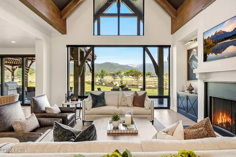 Living - 763 E Stone Barn Ln, Midway, UT 84049 photo 1 of 7