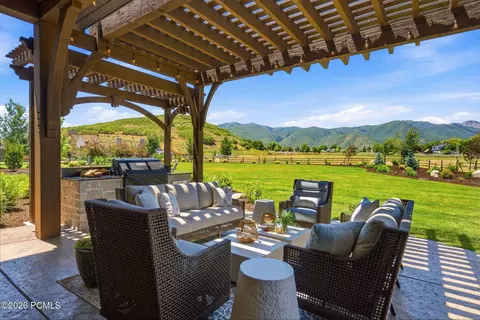 Exterior - 763 E Stone Barn Ln, Midway, UT 84049 photo 12 of 36