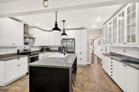 Kitchen - 5288 Killkare Way, Woodland, UT 84036 photo 2 of 3