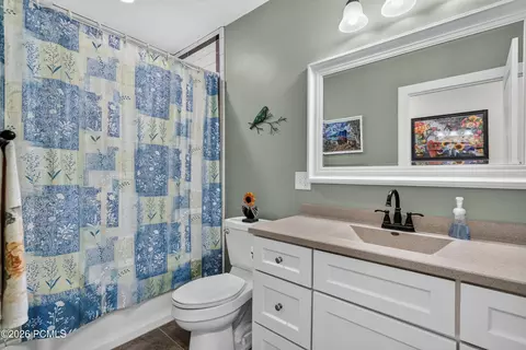 Bath - 5288 Killkare Way, Woodland, UT 84036 photo 2 of 5