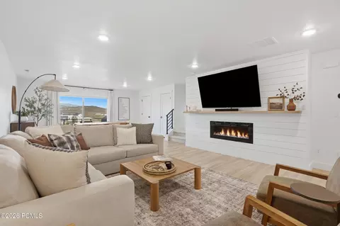 6572 Serviceberry Dr, Park City, UT 84098