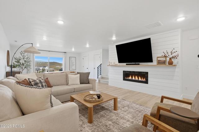 6572 Serviceberry Dr, Park City, UT 84098