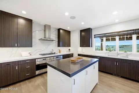 Kitchen - 3226 E Broken Spear Trl, Kamas, UT 84036 photo 2 of 5