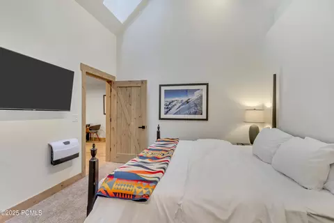 Bedroom - 3009 E Black Forest Rd, Sundance, UT 84604 photo 2 of 8