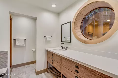 Bath - 3009 E Black Forest Rd, Sundance, UT 84604 photo 5 of 7