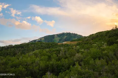 10102 N Drommen Ct, Park City, UT 84060