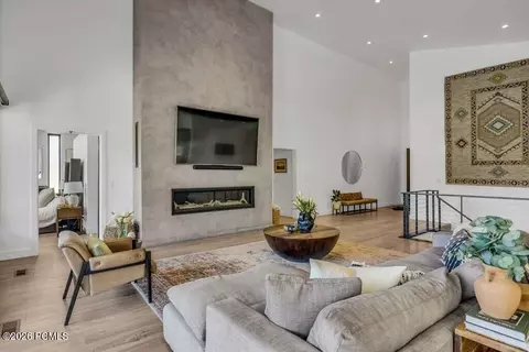Living - 846 E 270 South S, Kamas, UT 84036 photo 4 of 5