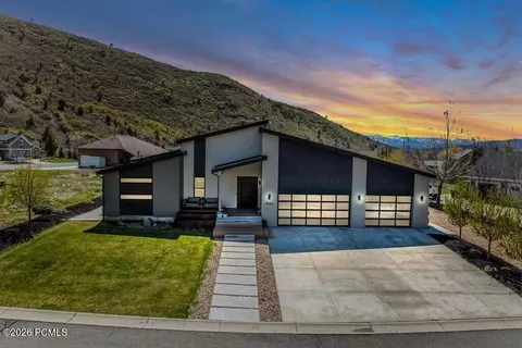 Exterior - 846 E 270 South S, Kamas, UT 84036 photo 15 of 17