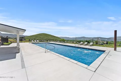 Exterior - 93 E Hampton Dr, Midway, UT 84049 photo 5 of 6