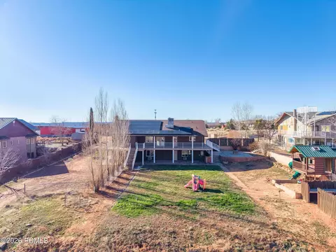 View/Area - 640 N Juniper St, Hildale, UT 84784 photo 3 of 20