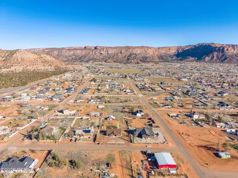 View/Area - 640 N Juniper St, Hildale, UT 84784 photo 20 of 20