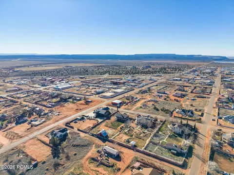 View/Area - 640 N Juniper St, Hildale, UT 84784 photo 19 of 20