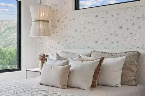 Bedroom - 1400 E Weber Wild Rd, Oakley, UT 84055 photo 3 of 5