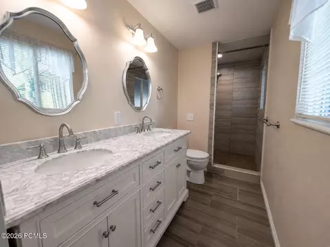 Bath - 151 E 200 North N, Kamas, UT 84036 photo 1 of 3