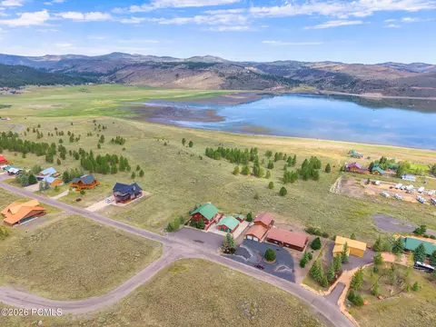 View/Area - 425 E Anglers Loop, Panguitch, UT 84759 photo 16 of 17