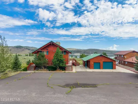 Exterior - 425 E Anglers Loop, Panguitch, UT 84759 photo 1 of 10